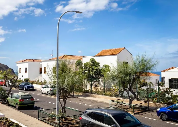 Apartman Port Royale Shine And Bright, Heated Pool Los Cristianos